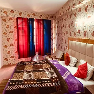 Hotel Sandhu